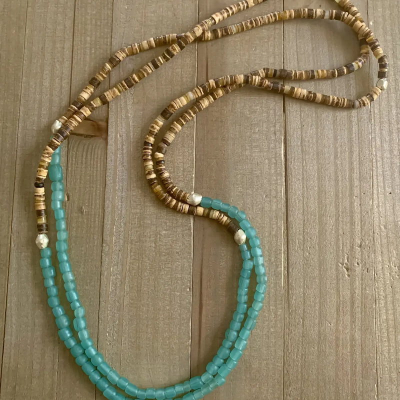 TL JNP Java Glass Shell Necklace