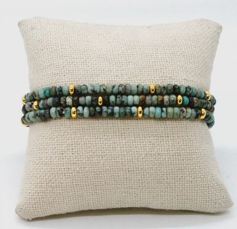CC STONE AND GOLD BEAD BRACELET