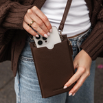 D Suki RFID blocking Phone Bag