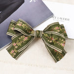 TL A A Bow Clip